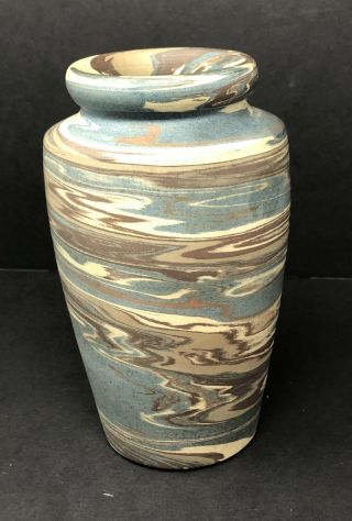 Vintage Niloak Pottery Mission Swirl 6.  5” Brown Blue Broad Shouldered Vase 2