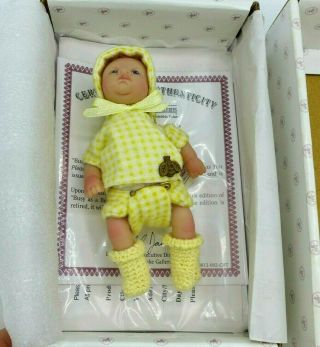Vintage Doll The Ashton - Drake Galleries Baby 4.  5 " Doll " Busy As A Bee "
