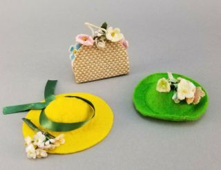Vintage Barbie Felt Hats And Basket Of Flowers Tote/purse 923