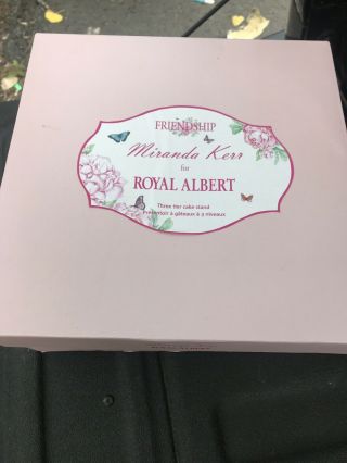 == Miranda Kerr Royal Albert Friendship 3 - Tier Cake Plate Stand 40001833