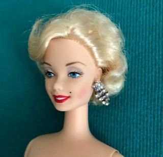 BARBIE AS MARILYN MONROE BLONDE BOMBSHELL 1 COLLECTOR EDITION NUDE 2