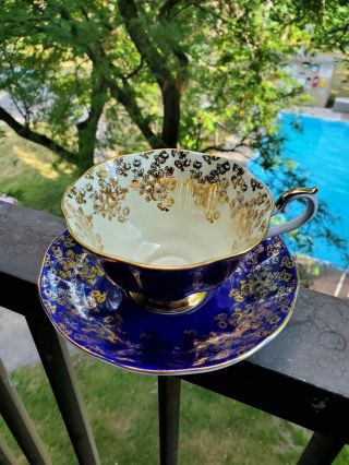 Gorgeous Vintage Royal Albert Teacup & Saucer Wide Mouth Heavy Gold Empress