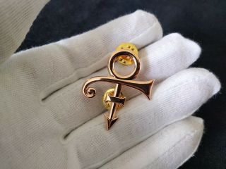 Prince Rogers Nelson Gold Plated Pin Badge Paisley Park Merchandise