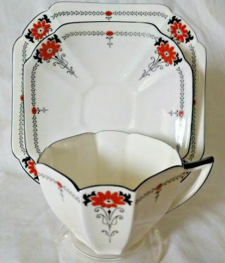 Vintage Shelley Red Daisy Queen Anne Art Deco Trio - Tea Cup,  Saucer,  Plate 2