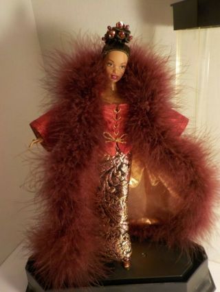 J 1998 Le Byron Lars Barbie Cinnabar Sensation African American With Case Stand