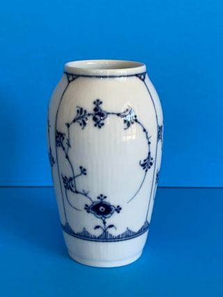 Royal Copenhagen 5 " Blue Lace Porcelain Vase 383