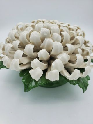 Large Detail Figurine Of A Flower White On Green Leaf Base 4  T 7.  5  W