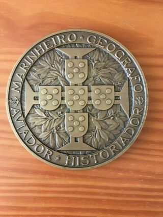 antique and rare bronze medal of Admiral Gago Coutinho,  1969 3
