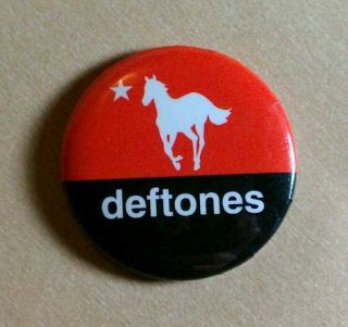 Deftones White Pony Star Red Black Chino 1.  25 " Music Pin Pinback