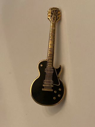Vintage 1980s Gibson Les Paul Classic Electric Guitar Enamel Pin Black Tack Back