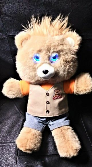 Teddy Ruxpin - Official Return Of The Storytime And Magical Bear