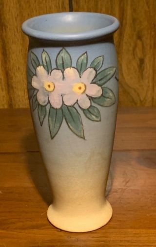 Art Deco 1920’s Weller Pottery Hudson Hand Painted Flowers Around Vase 8” Inches