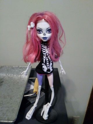 Monster High Create A Monster Skeleton Doll With Stand - No Box