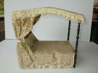 Dollhouse 4 - Poster Canopy Bed With Floral Bedding Signed Sharon Meltzer 1980