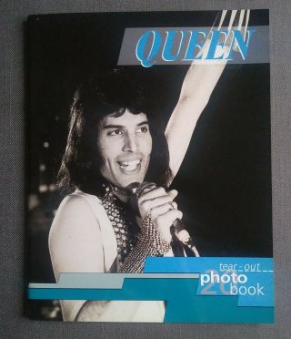 Queen Tear - Out Photo Book 1993 Published By Oliver Books