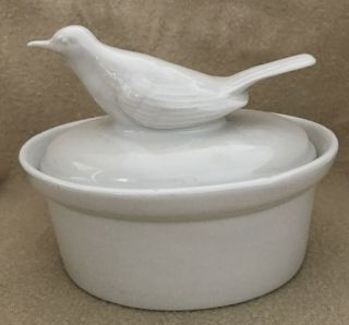 Apilco Bird Classic White Oval Porcelain Covered Personal Casserole Dish France