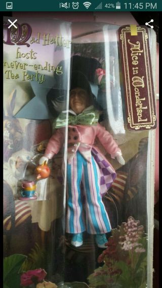 Nib Barbie Doll / Alice In Wonderland / Mad Hatter