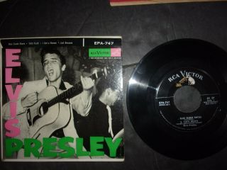 4 Elvis Presley rock n roll 45 ' s rpm records Hound Dog Don ' t Be Cruel RCA ID 2 2