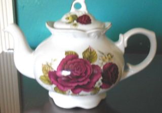 Arthur Wood & Son Staffordshire England Teapot Red Cabbage Roses/gold Trim 6466