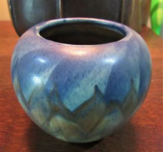 Vintage Peters & Reed Art Pottery 3.  25 " Landsun Flame Vase