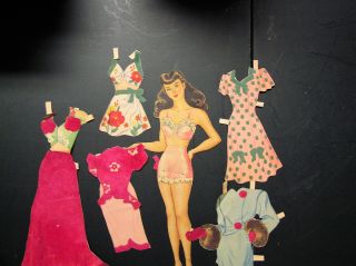 Vintage 1940s - 50s paper dolls, 3