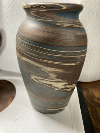Wonderful Niloak Mission Swirl 5 1/4” Rimmed Vase