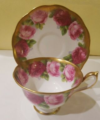 Vintage Royal Albert Red And Pink Roses With Gold Cup And Saucer England