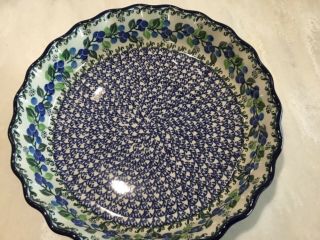 C.  A.  Polish Pottery 11” Round Fluted Baker/ Pie /quiche Dish - Blue Berries