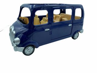 Calico Critters Sylvanian Families Blue Bell Seven Seater Adventure Van Cute