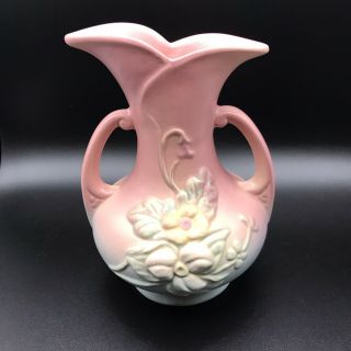 Vintage Hull Art Pottery Wildflower Double Handle Vase 1946 - 1947