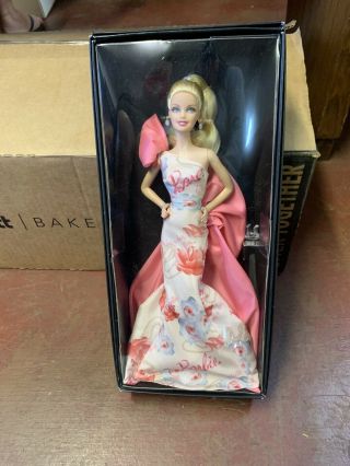 Rose Splendor (avon) Barbie