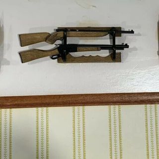 1:12 Miniature Dollhouse Rustic Wood 2 Rifles/shot Guns With Wall Display Rack