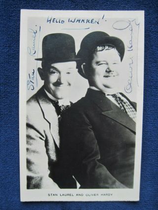 B&w Photo Signed By Stan Laurel & Oliver Hardy
