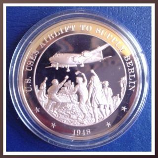 1948 - Berlin Airlift: U.  S.  Uses Airlift To Supply Berlin - Solid Bronze Medal