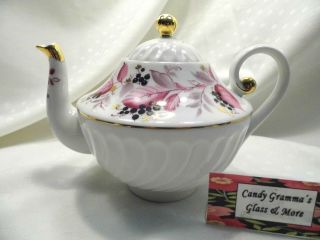 Russian Lomonosov Imperial Porcelain Factory " Wildberry " Tea Pot