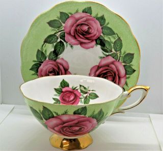 Cabbage Roses Vtg Royal Standard Red Green Bone China England Tea Cup & Saucer