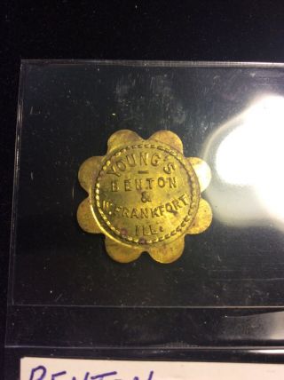 Brass Trade Token 5 Cent Young’s Benton & W.  Frankfort,  Il.  (tok244)