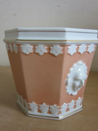 Mottahedeh Vista Alegre,  Portugal Porcelain Cache Pot,  Planter With Faces 6 " H