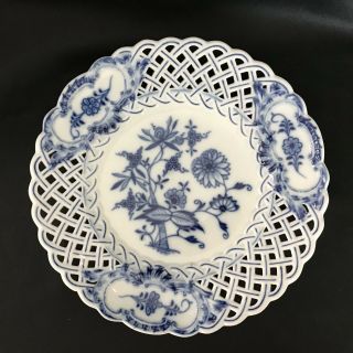 Antique - German Meissen Porcelain Blue Onion Pierced - No Trim Luncheon Plate - 9 1/4