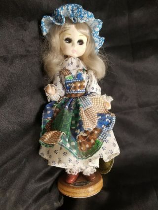 Vintage Bradley Doll " Shelley " Big Eyes 1980 Dressed Like Hollie Hobbie