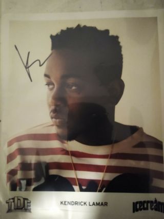 Kendrick Lamar Signed Autograph Picture Taken While On The 2012 Gkmc Tour W/proo