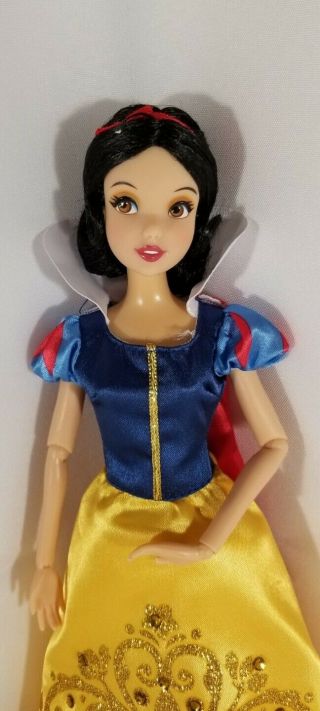 Disney Store Exclusive Classic 12” Snow White Doll - Retired - Out Of Box