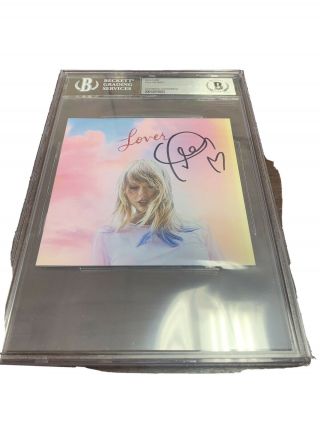 Taylor Swift Autograph Lover Cd Cover - Beckett Encapsulation