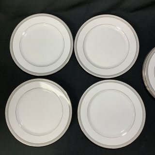 Set of 8 Mikasa Platinum Crown L3428 Dinner Plates White w/ Silver Band 3