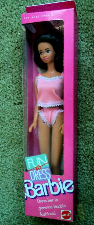 1989 Hispanic Fun - To - Dress Barbie 7373 Nrfb