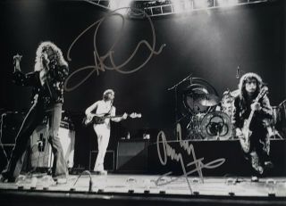Led Zeppelin Robert Plant & Jimmy Page Personally Autographed/signed Photo (8x10)