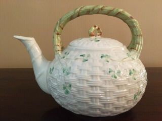 Vintage Belleek Porcelain Teapot Top Handle Clover Shamrock Pattern Basketweave