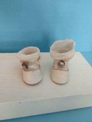 1950s Off White Center Snap Oilcloth Doll Shoes Fuzzy Bottoms Alex Muffie Ginny