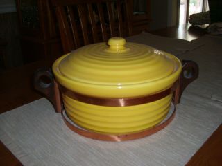 Vintage Bauer Pottery Ringware Chinese Yellow Large Covered Casserole With Rack