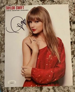Gorgeous Taylor Swift 8x10 Signed Photo Autograph Jsa